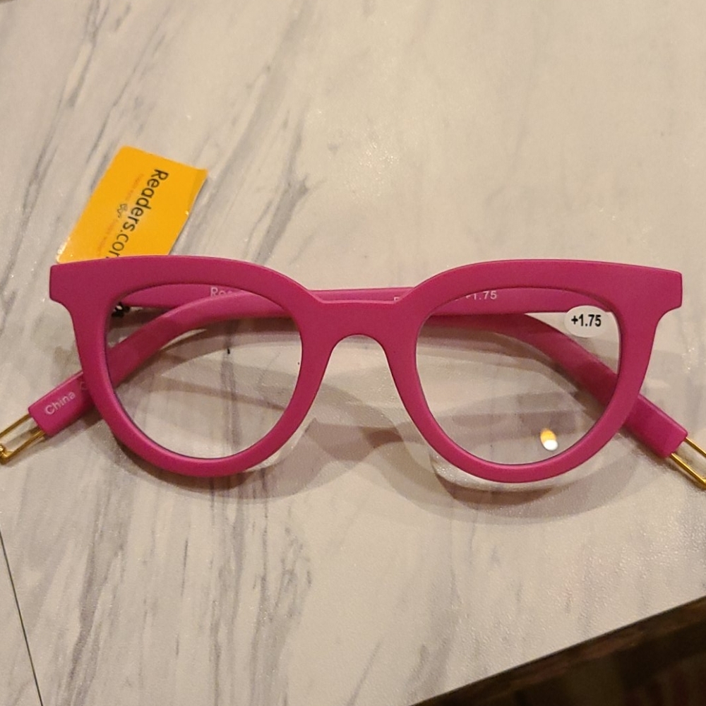 Reading glasses